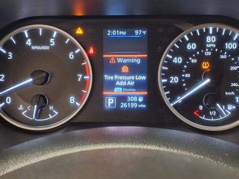 Used 2024 Nissan Sentra S image 21