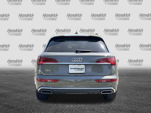 Used 2023 Audi Q5 2.0T Premium Plus w/ Premium Plus Package image 9
