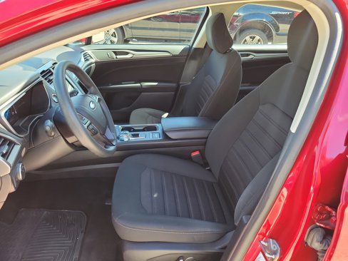 Certified 2020 Ford Fusion SE image 9