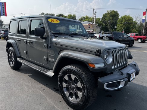 Used 2018 Jeep Wrangler Unlimited Sahara image 3