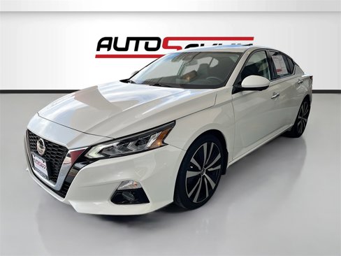 Used 2020 Nissan Altima 2.5 Platinum image 3