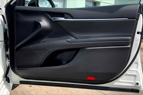 Used 2022 Toyota Camry SE image 21