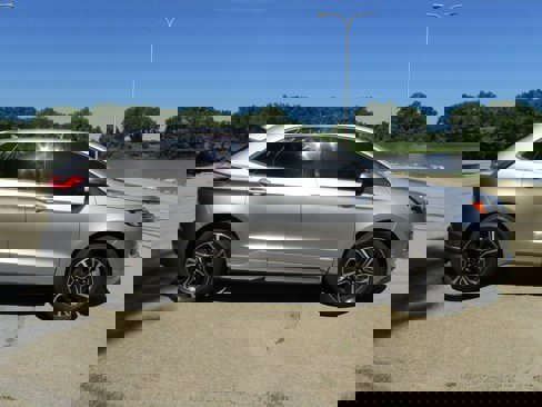 Certified 2022 Ford Edge ST w/ Equipment Group 401A image 6