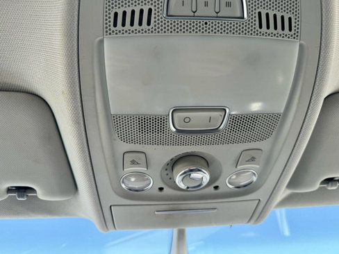 Used 2010 Audi A4 2.0T Premium Plus image 24