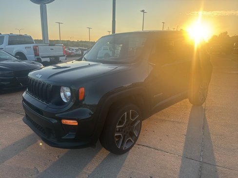 Used 2021 Jeep Renegade Sport image 2