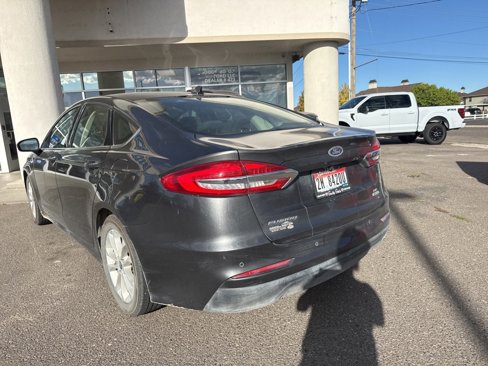 Used 2020 Ford Fusion SE image 3