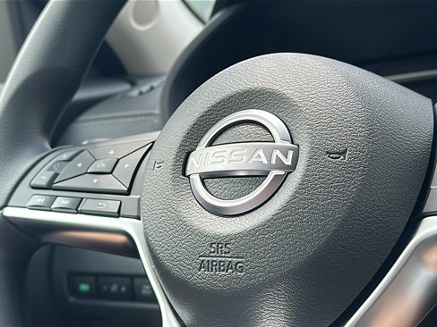 New 2025 Nissan Sentra SV image 20