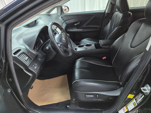 Used 2013 Toyota Venza LE image 14