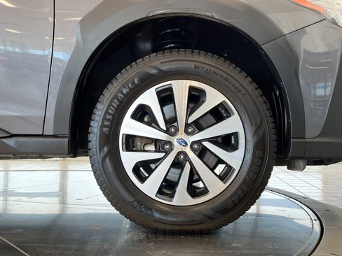 Used 2023 Subaru Outback Premium image 10