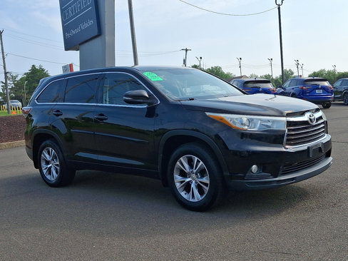 Used 2015 Toyota Highlander LE image 3
