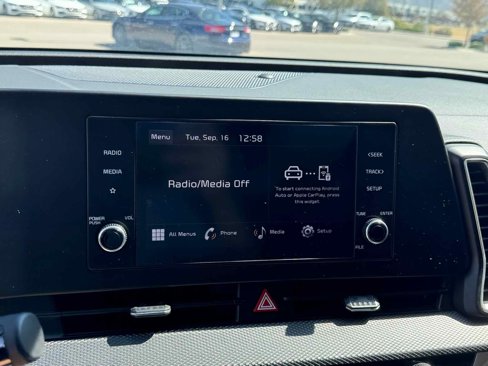 Used 2023 Kia Sportage LX image 19