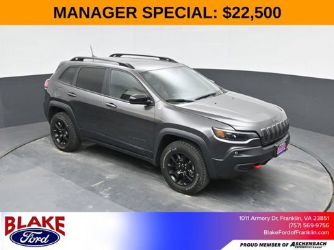 Used 2022 Jeep Cherokee Trailhawk w/ Comfort/Convenience Group image 1