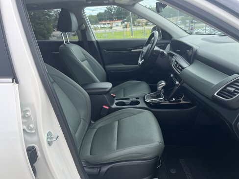 Used 2024 Kia Seltos SX w/ SX Sunroof Package image 33