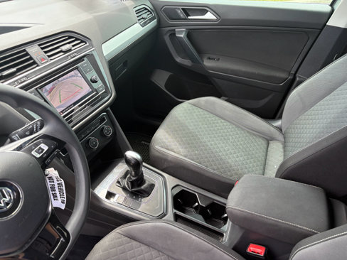 Used 2021 Volkswagen Tiguan S image 17