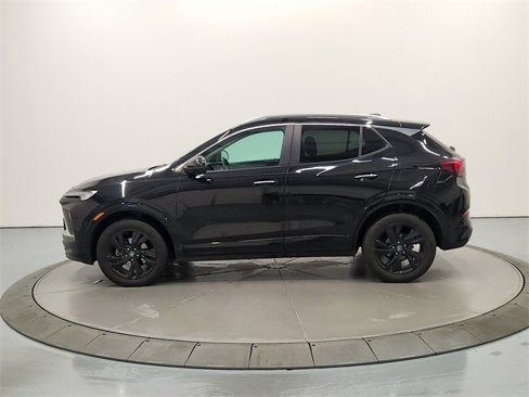 Used 2024 Buick Encore GX Sport Touring image 4