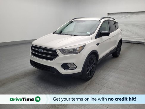 Used 2017 Ford Escape SE w/ SE Sport Appearance Package image 1