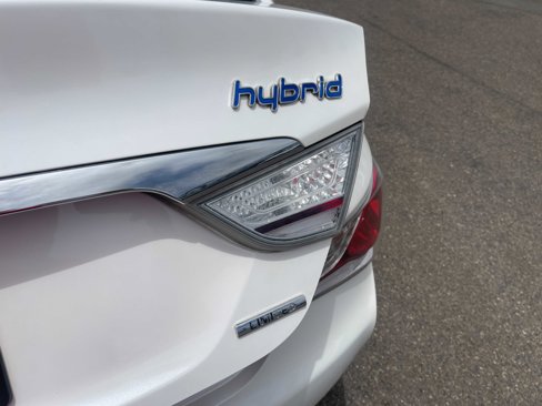 Used 2014 Hyundai Sonata Limited w/ Panoramic Sunroof Package 02 image 9