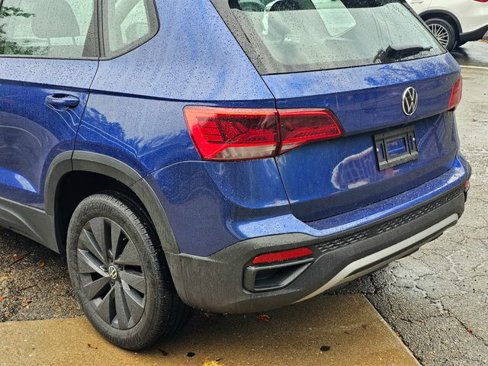 Used 2023 Volkswagen Taos S image 13