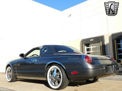 Used 2003 Ford Thunderbird image 5