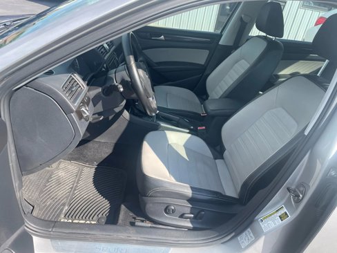 Used 2014 Volkswagen Passat 1.8T Sport image 15