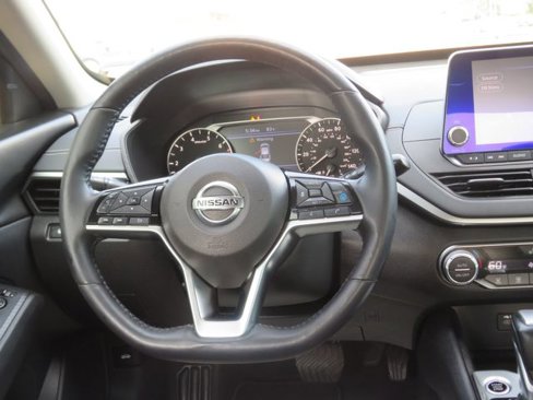 Used 2019 Nissan Altima 2.5 SV image 25