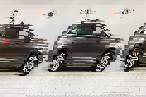 Used 2017 Audi Q7 3.0T Premium Plus image 2