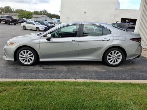 Certified 2023 Toyota Camry LE image 17