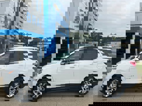 Used 2020 Chevrolet Equinox LT image 1
