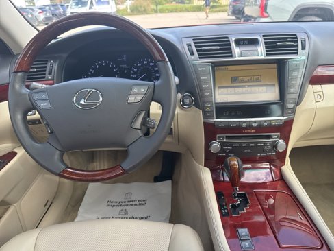 Used 2011 Lexus LS 460 image 9