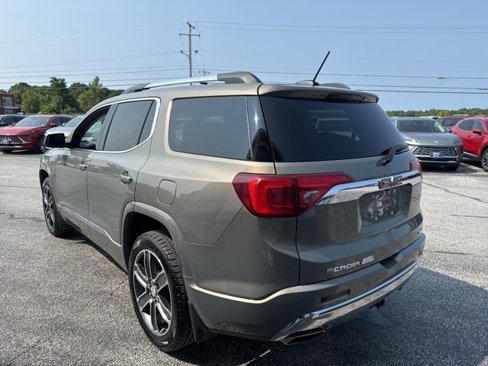 Used 2019 GMC Acadia Denali w/ LPO, Floor Liner Package image 4
