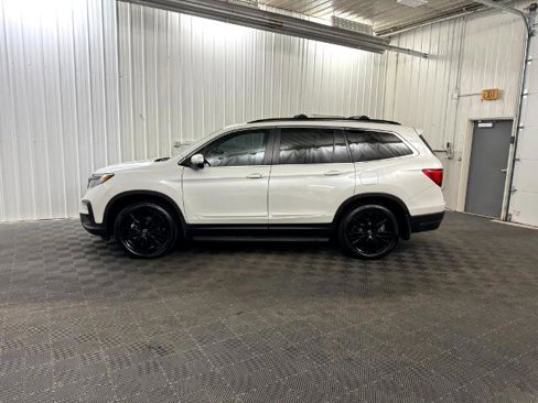 Used 2021 Honda Pilot Special Edition image 2