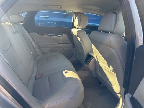 Used 2013 Cadillac XTS Luxury w/ Driver Awareness Package image 10