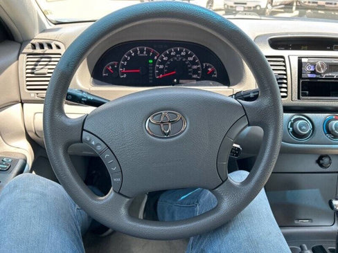Used 2005 Toyota Camry LE image 22
