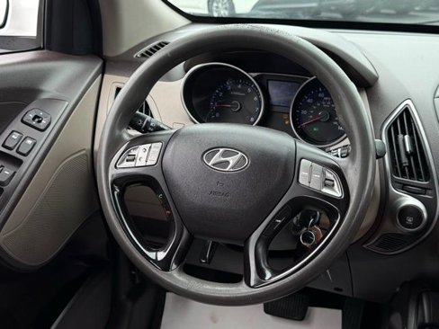 Used 2014 Hyundai Tucson GLS image 5