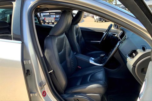 Used 2014 Volvo S60 T5 image 8