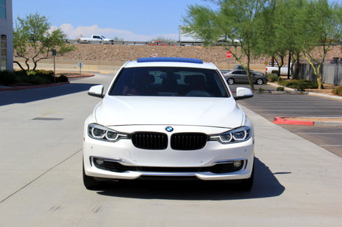 Used 2017 BMW 330i xDrive Sedan image 2
