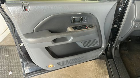 Used 2006 Honda Pilot EX-L image 2
