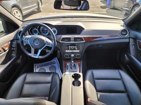 Used 2014 Mercedes-Benz C 250 Sedan image 17