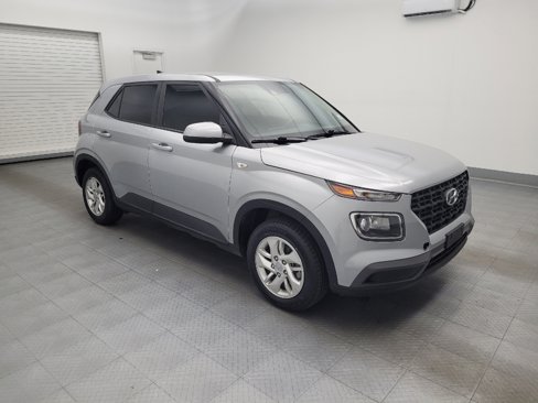 Used 2021 Hyundai Venue SE image 11