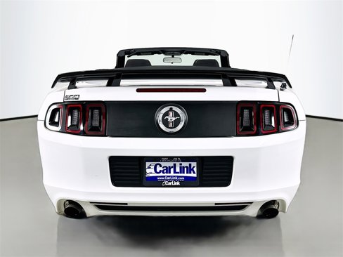 Used 2014 Ford Mustang Convertible image 6