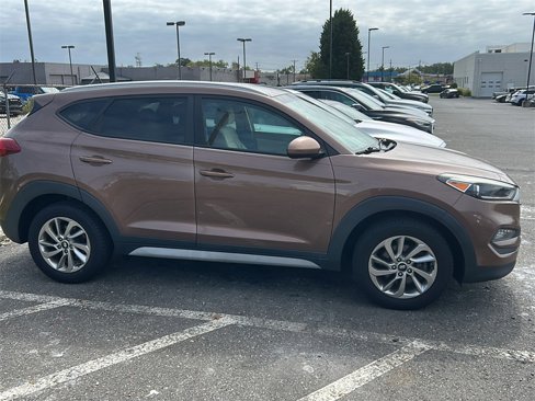 Used 2017 Hyundai Tucson SE image 4