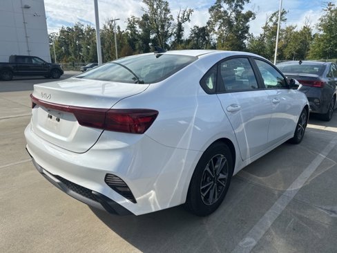 Used 2024 Kia Forte LXS image 4