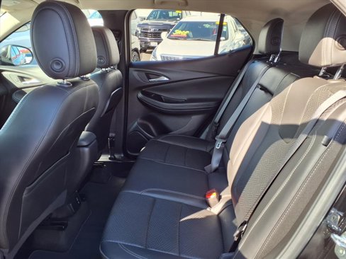 Used 2022 Buick Encore GX Essence image 19