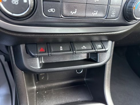 Used 2018 Chevrolet Colorado LT w/ LT Convenience Package image 22
