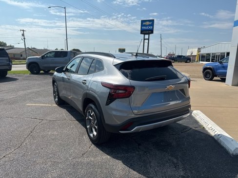 New 2025 Chevrolet Trax LT image 5