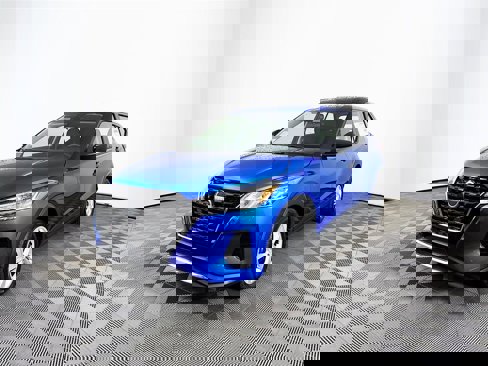 New 2025 Nissan Kicks Play S image 3