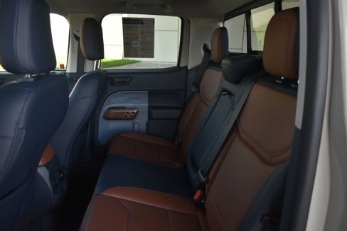 Used 2024 Ford Maverick Lariat image 16