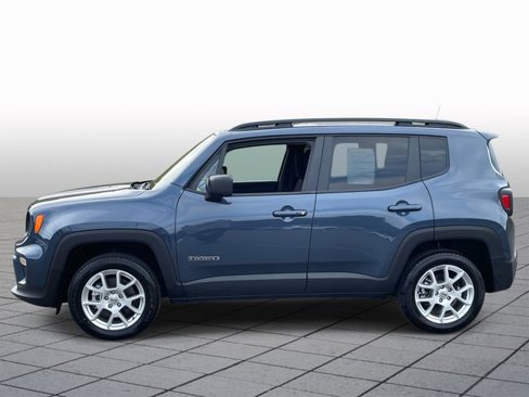 Used 2022 Jeep Renegade Latitude w/ Convenience Group image 4