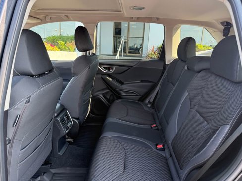 Used 2019 Subaru Forester Premium image 37