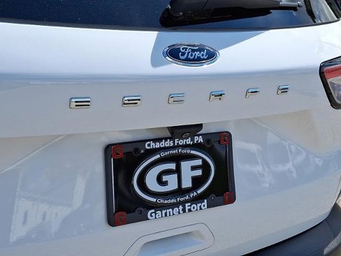 Certified 2020 Ford Escape SE image 29